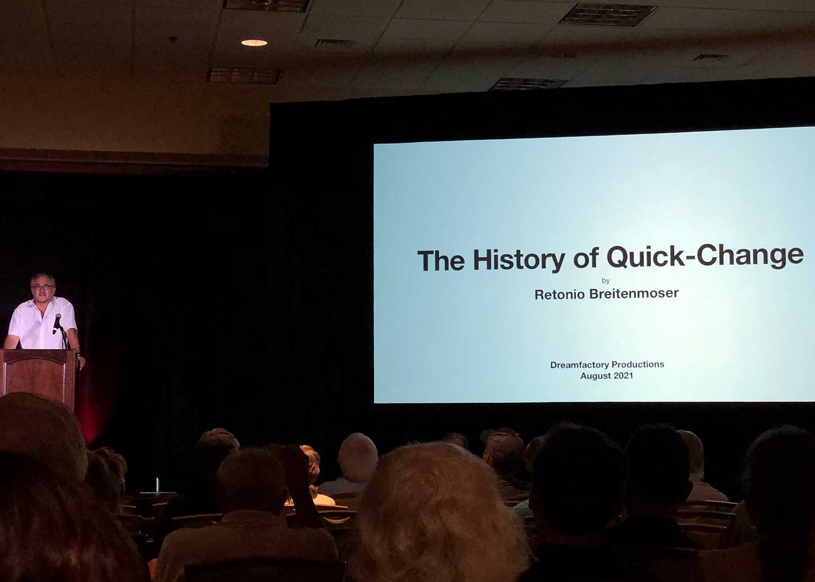 Magic Collectors Expo: Retonio Breitenmoser lectures about the history of quick-change